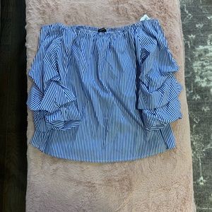 NWT Ambiance Off the shoulder Top